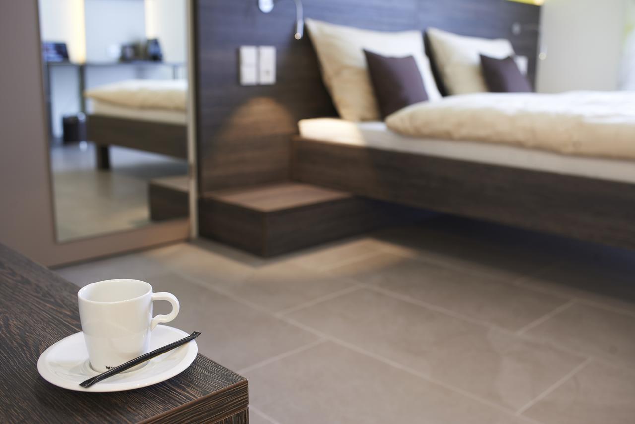Eee Hotel Traun Ngoại thất bức ảnh