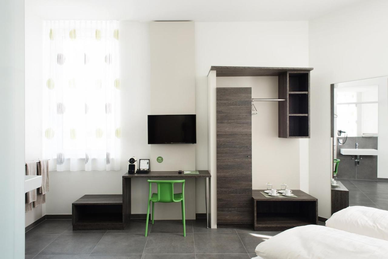 Eee Hotel Traun Ngoại thất bức ảnh