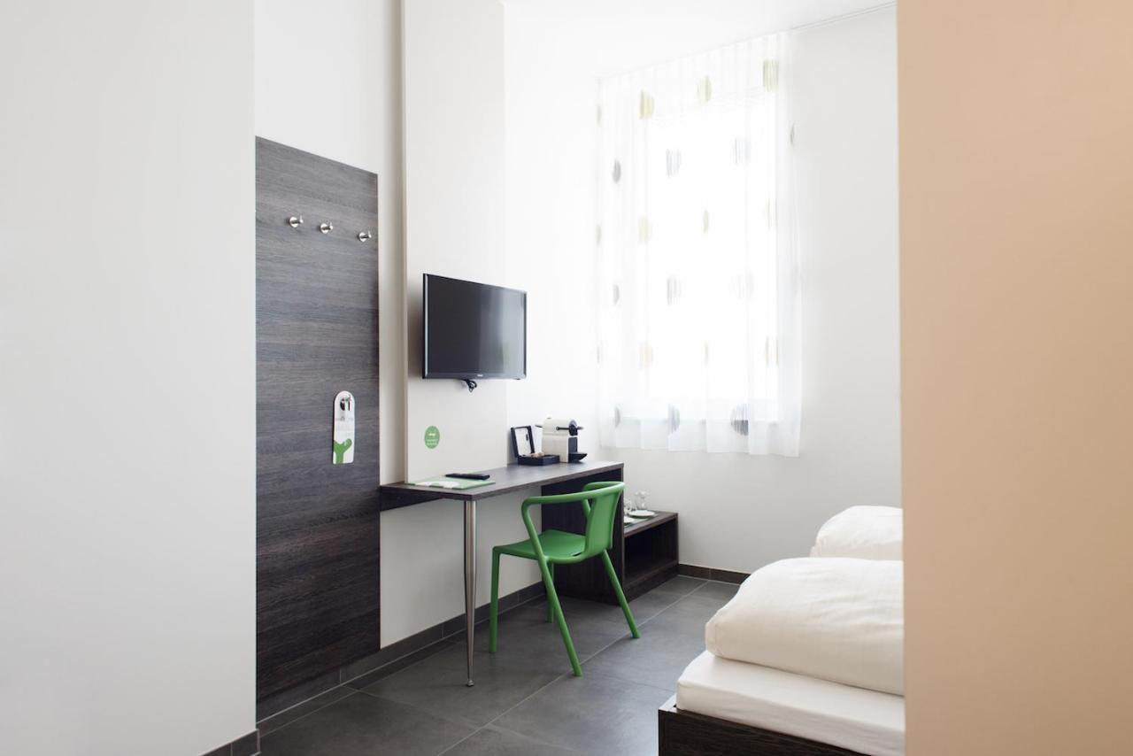 Eee Hotel Traun Ngoại thất bức ảnh