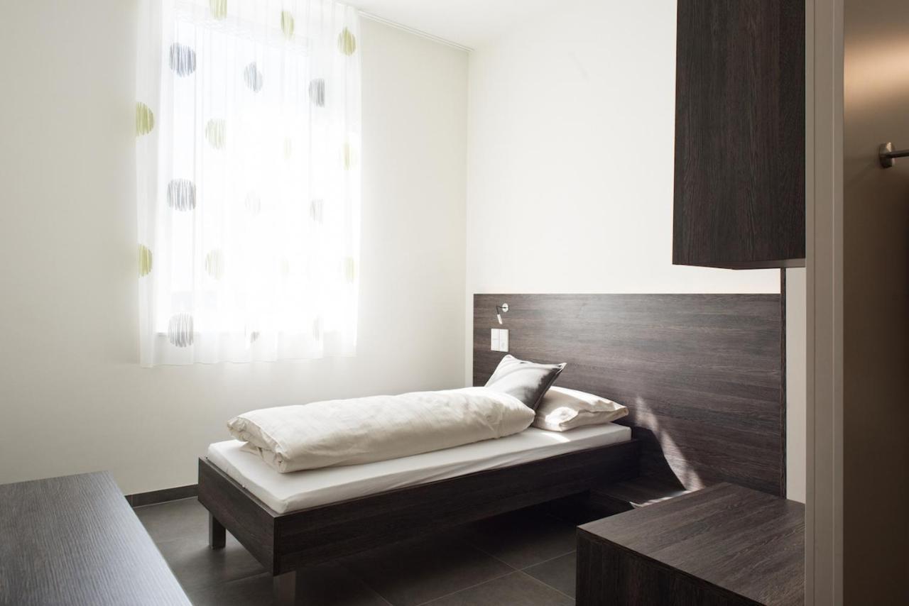 Eee Hotel Traun Ngoại thất bức ảnh
